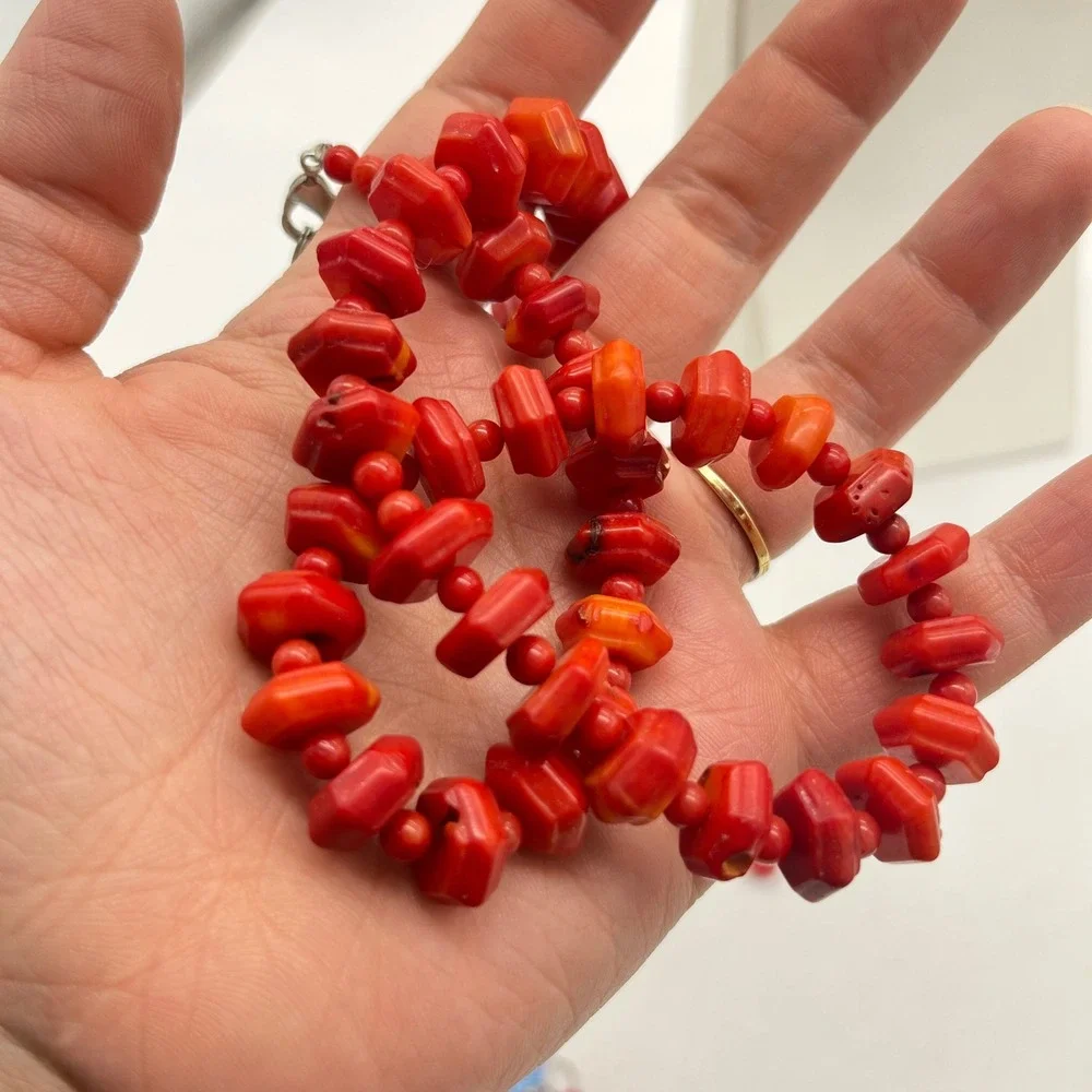 Unbranded red coral